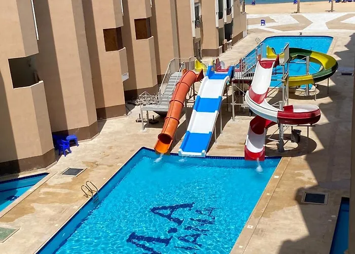 Aparthotel جوليانا بيتش ريزورت *